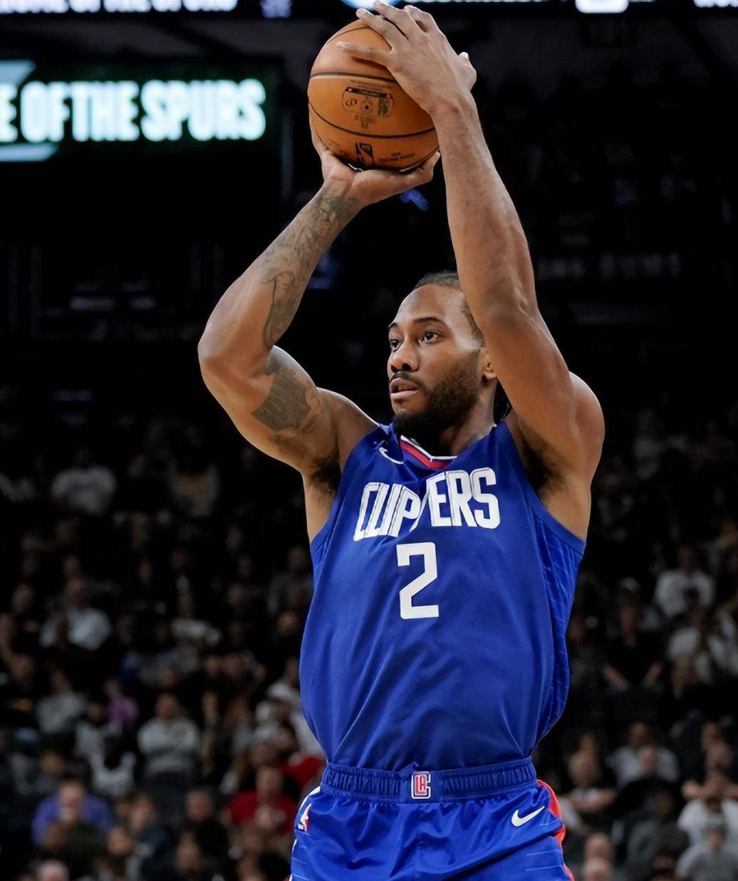 卡卢卢：很高兴看到布雷默回归；我感觉自己更像个领袖了（卡卢卢：布雷默归来令我欣喜，我自觉更具领袖担当）